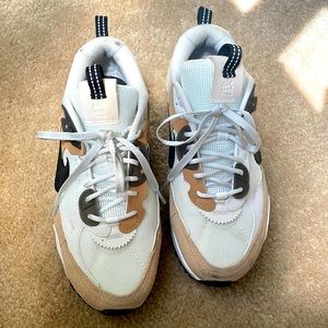 Nike Air Max 90 Futura